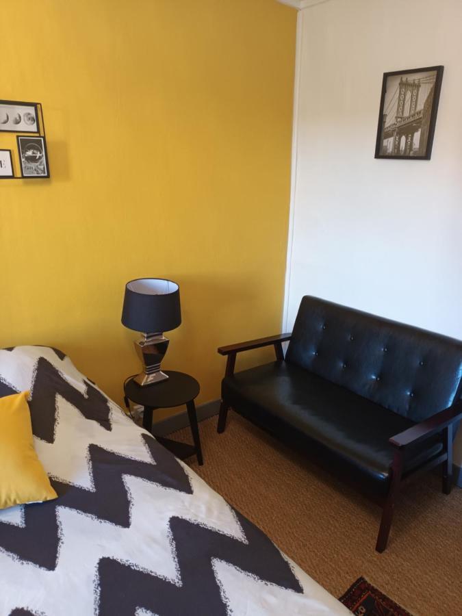 B&B Chambres "Chez Meme Germaine" Caramany Exterior photo